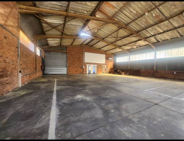 450M² WAREHOUSE TO LET IN ALLANDALE